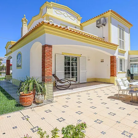Vivienda Rosa *