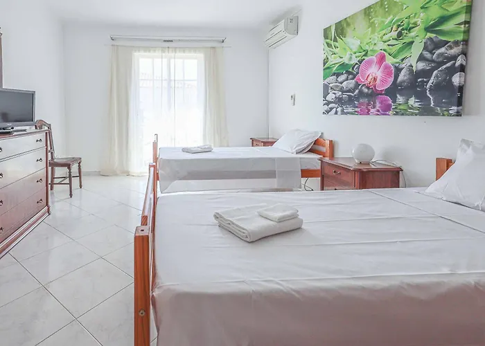 Vivienda Rosa * Albufeira