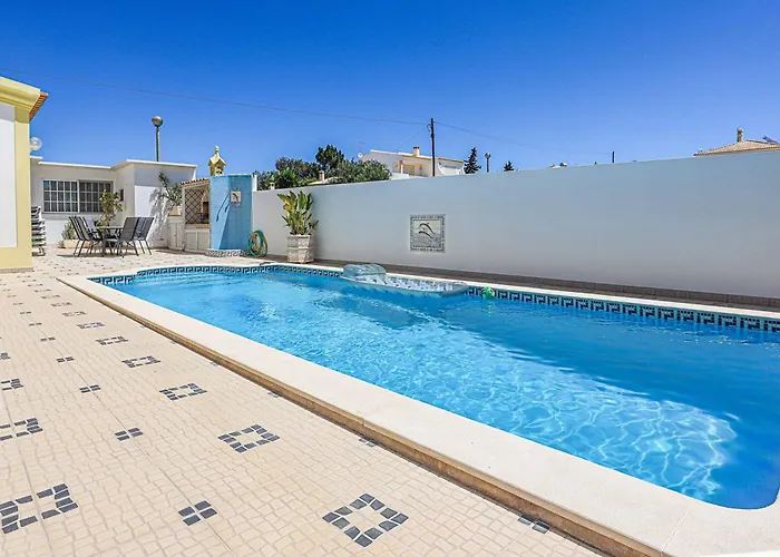 Vivienda Rosa * Albufeira